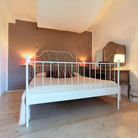 Luna Casa de Férias Veliki Drvenik